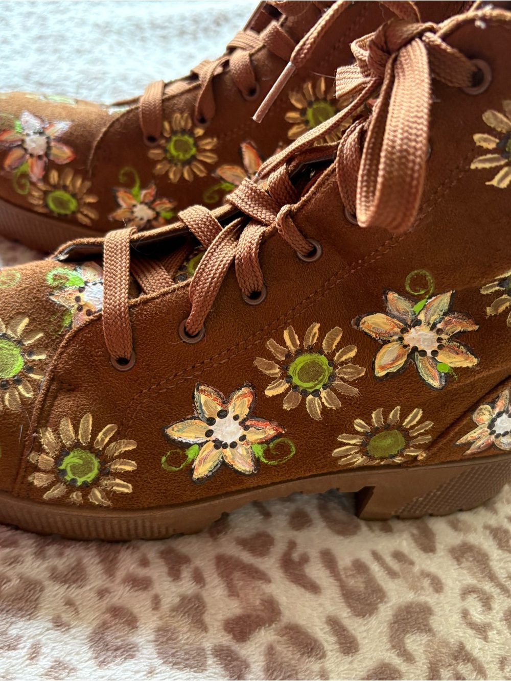 Women’s Brown Floral Lace-Up Ankle Boots - Picture 3 of 6